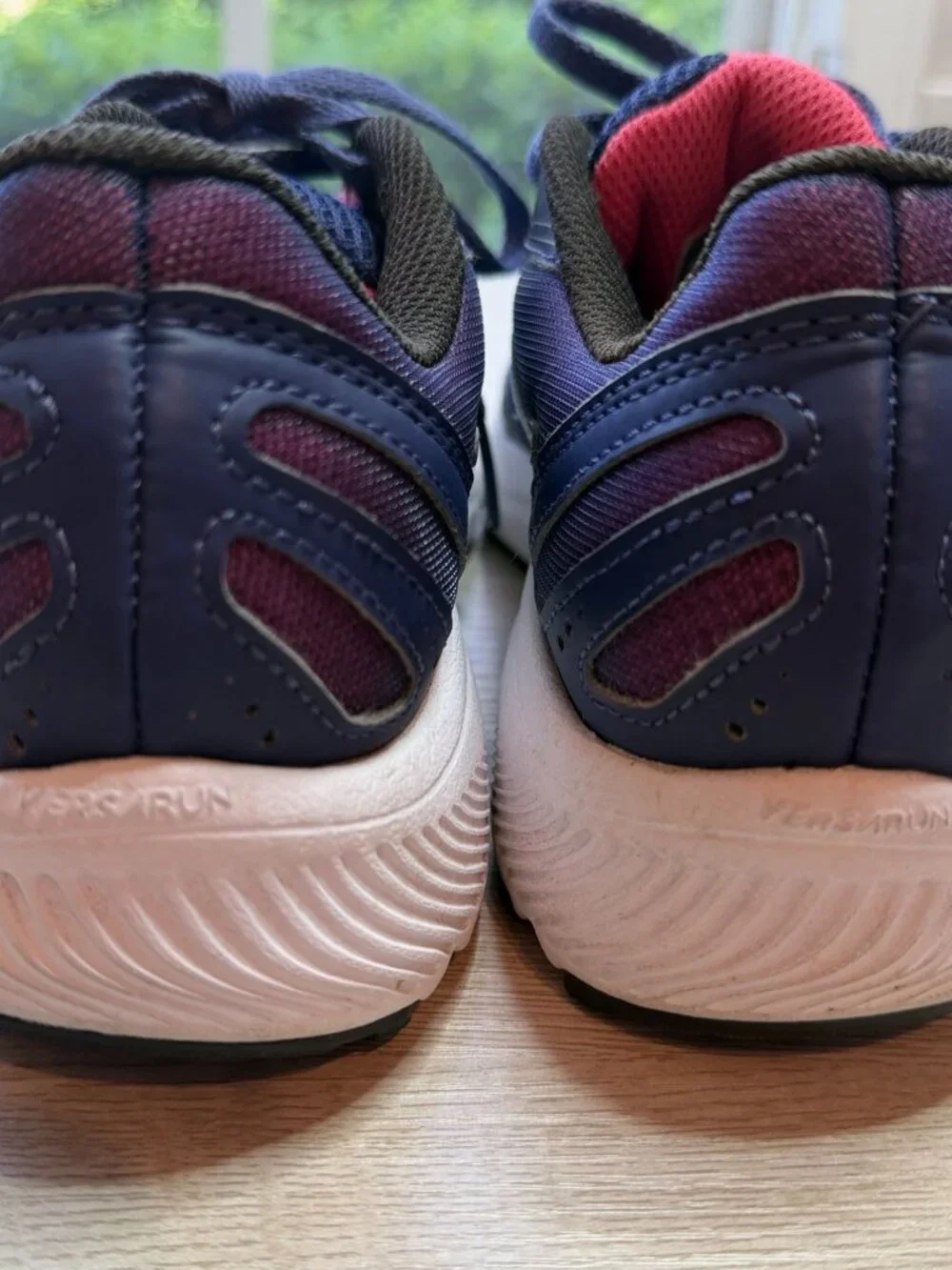 Saucony Navy Pink Cohesion Running Shoes Women's 7 Navy